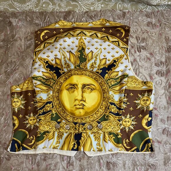 RARE Burberry Vintage Silk Vest  Incredibly Sun Celestial Print Sz 10 - Picture 2 of 16